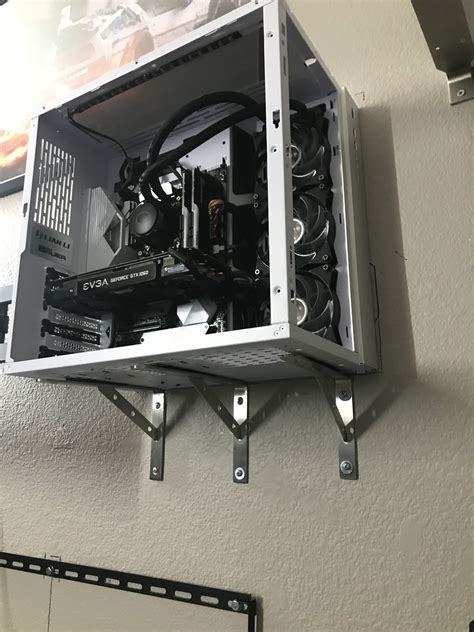 pc wall mount bracket 